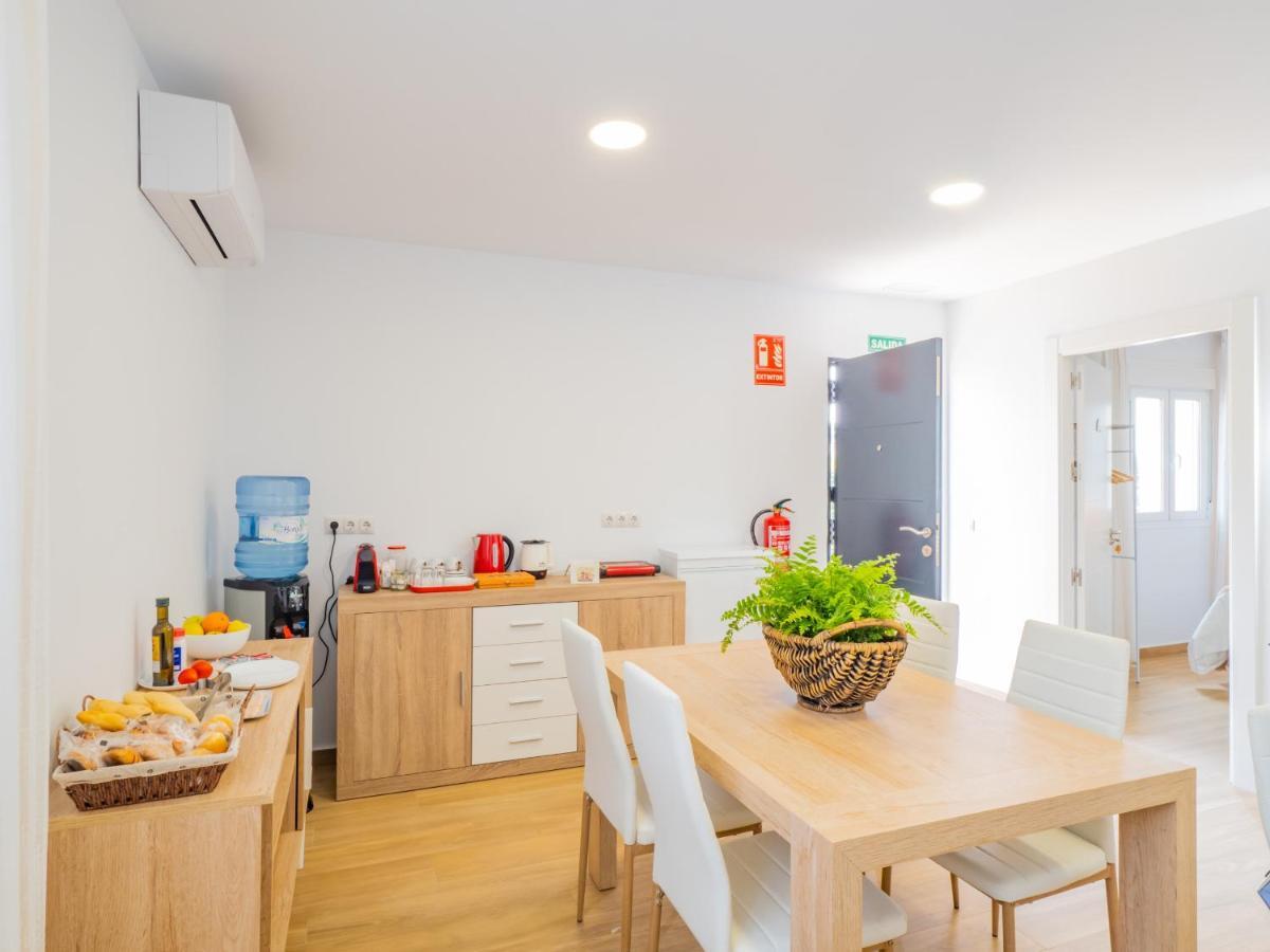 Cubo'S Hostal William'S Sunny 3 With Breakfast Torre de Benagalbon Exterior foto