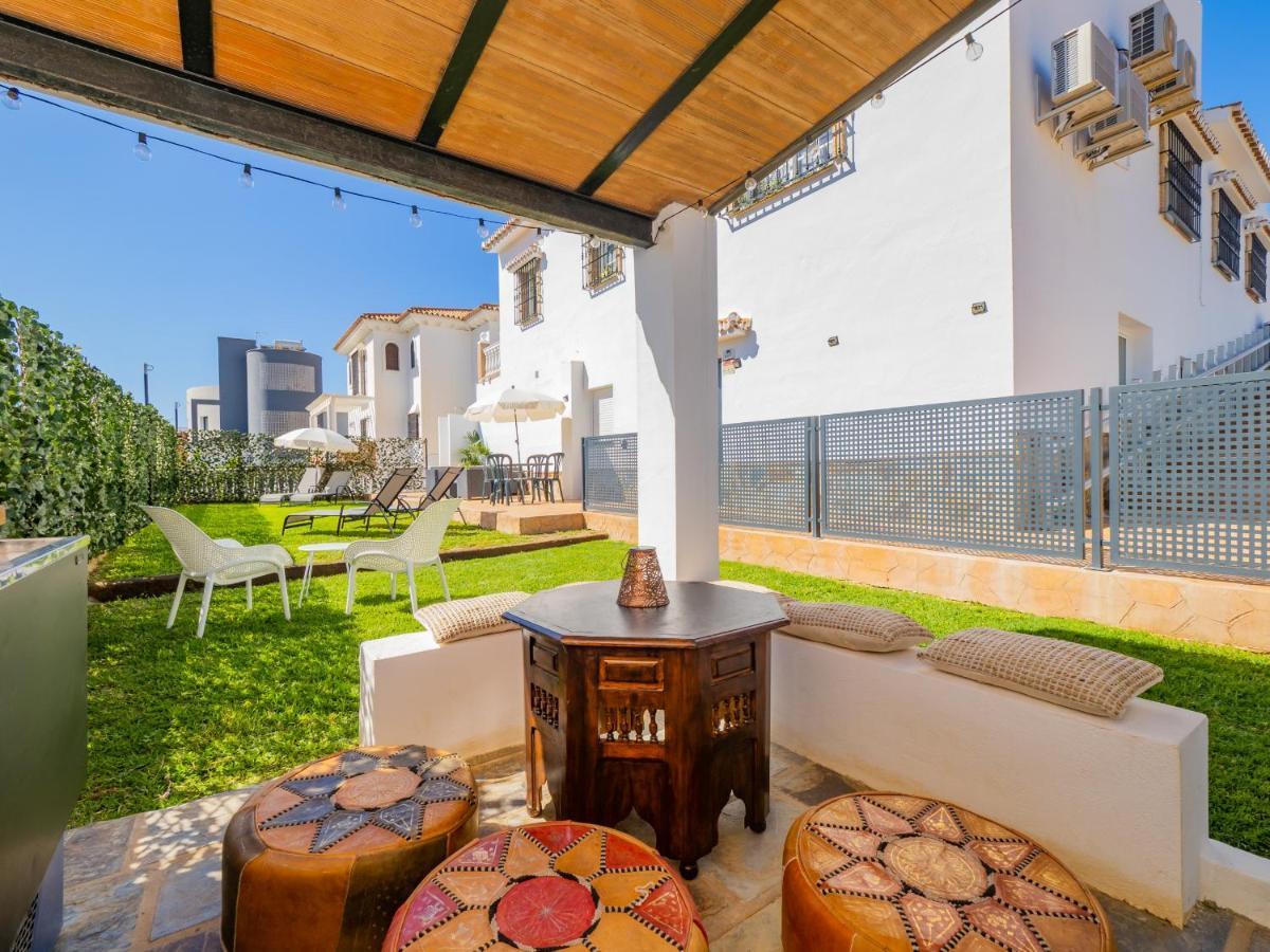 Cubo'S Hostal William'S Sunny 3 With Breakfast Torre de Benagalbon Exterior foto