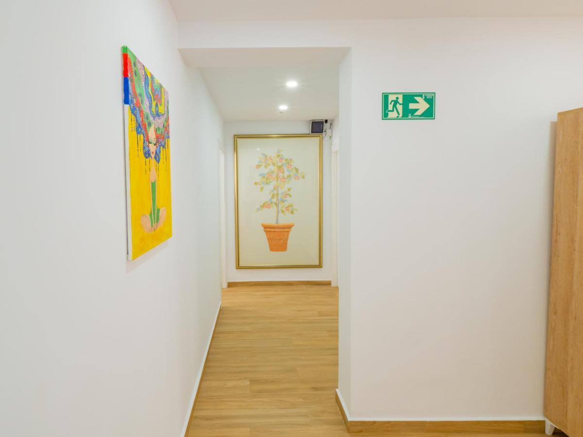 Cubo'S Hostal William'S Sunny 3 With Breakfast Torre de Benagalbon Exterior foto