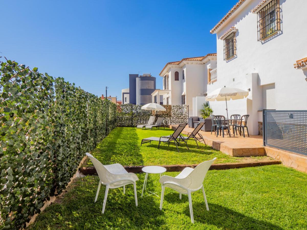 Cubo'S Hostal William'S Sunny 3 With Breakfast Torre de Benagalbon Exterior foto