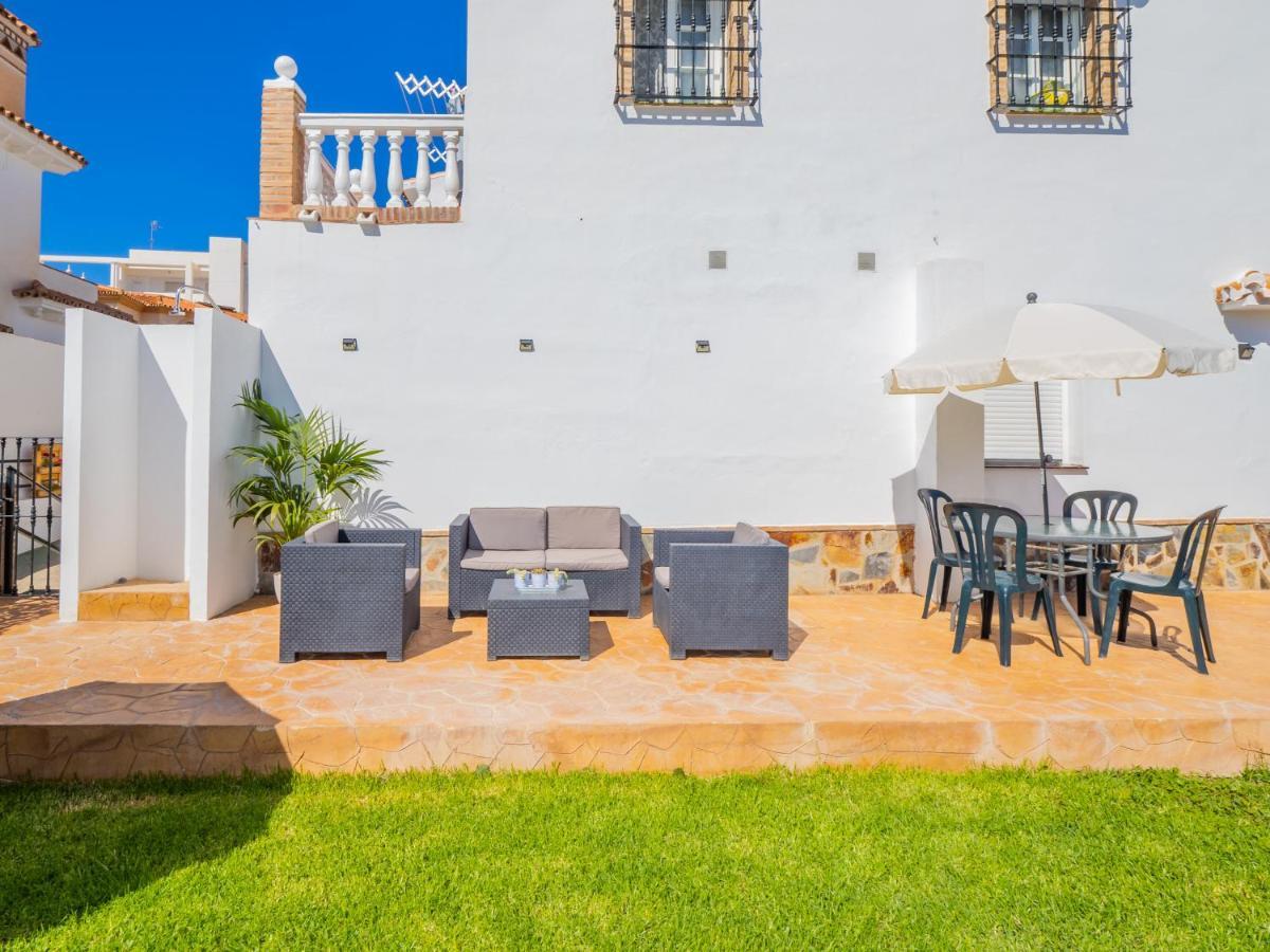 Cubo'S Hostal William'S Sunny 3 With Breakfast Torre de Benagalbon Exterior foto