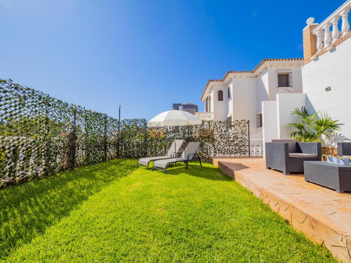 Cubo'S Hostal William'S Sunny 3 With Breakfast Torre de Benagalbon Exterior foto